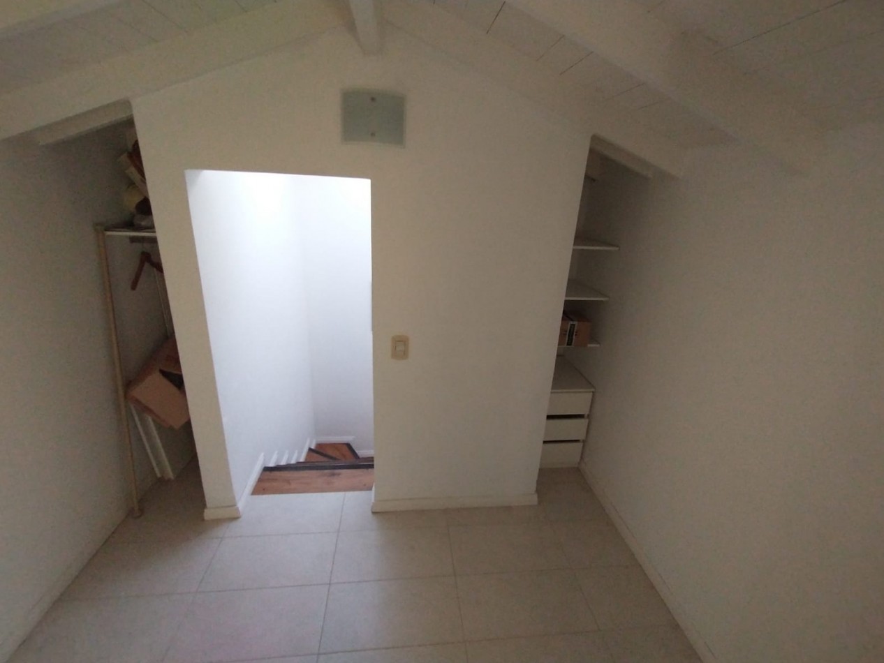 Triplex a la venta en  Pinamar