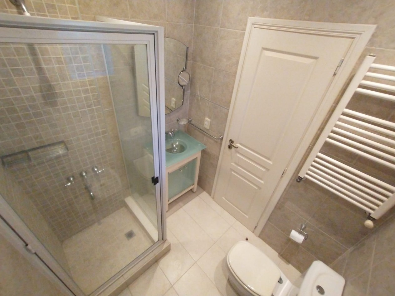 Triplex a la venta en  Pinamar