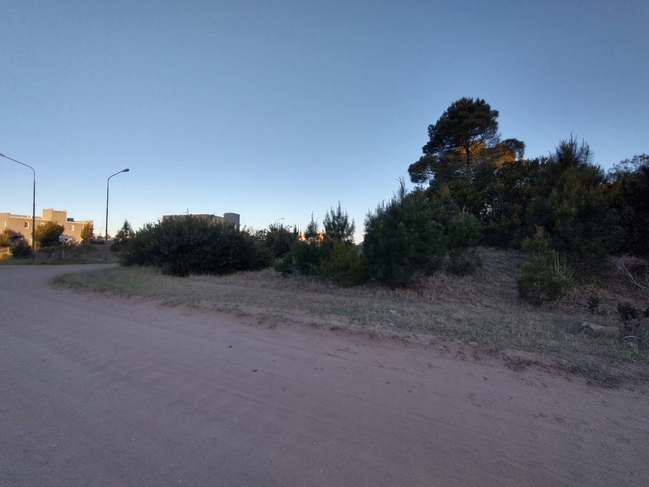 Lotes a la venta Barrio Nayades Pinamar.