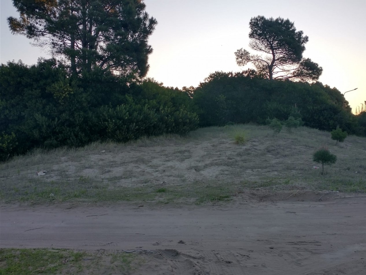 Lotes a la venta Barrio Nayades Pinamar.
