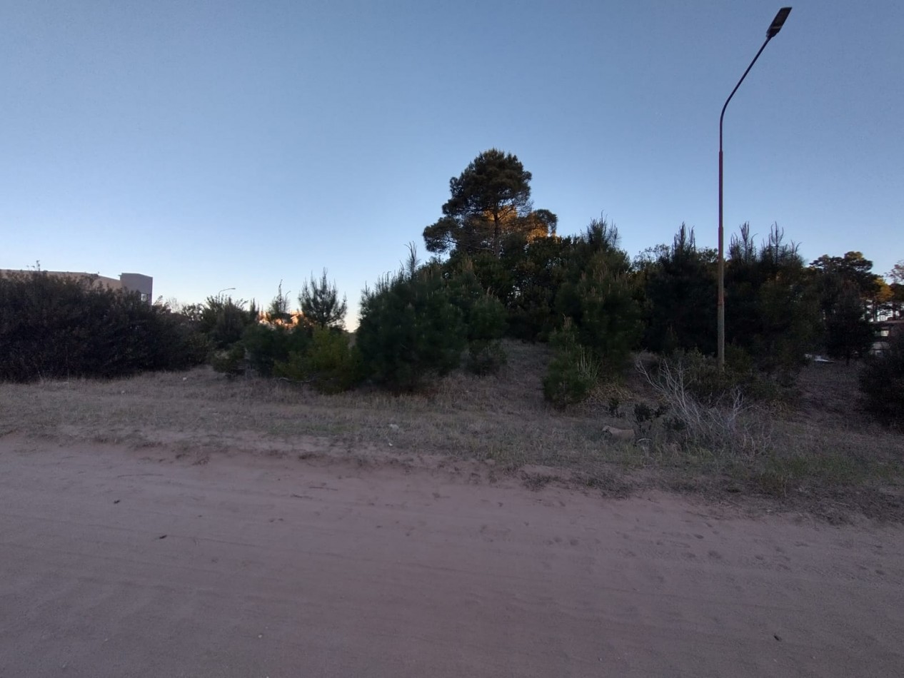Lotes a la venta Barrio Nayades Pinamar.