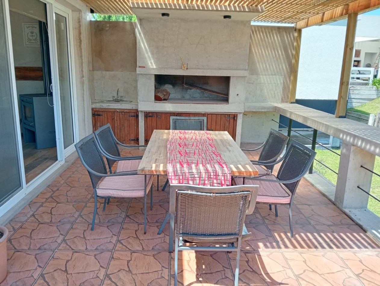  Casa en alquiler de temporada  Costa Esmeralda