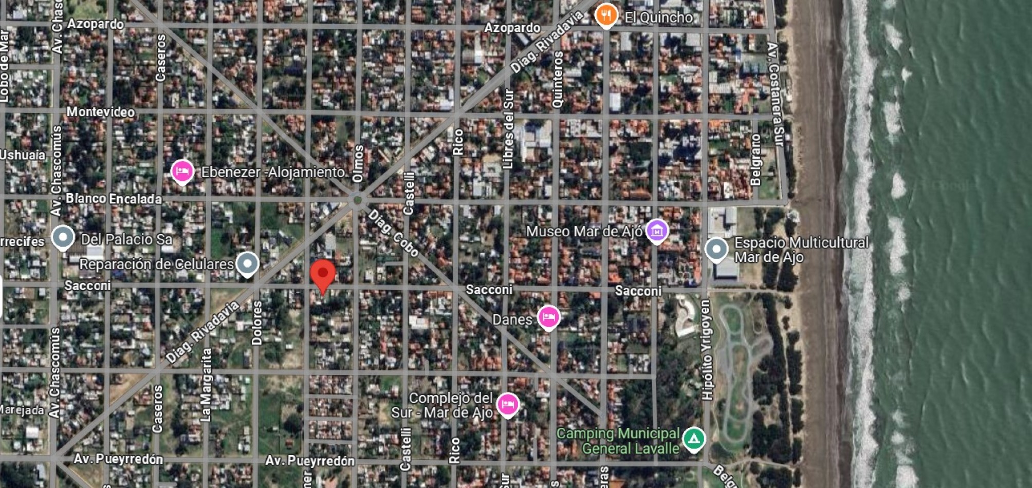 Casa, departamentos y lote a la venta 
