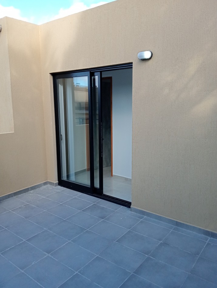 Triplex Barrio Nayades 