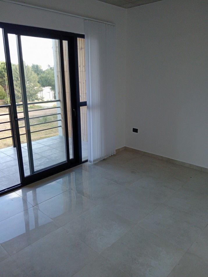 Triplex Barrio Nayades 