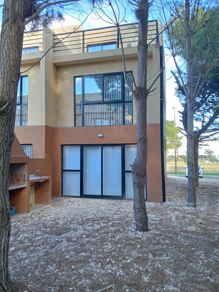 Triplex Barrio Nayades 