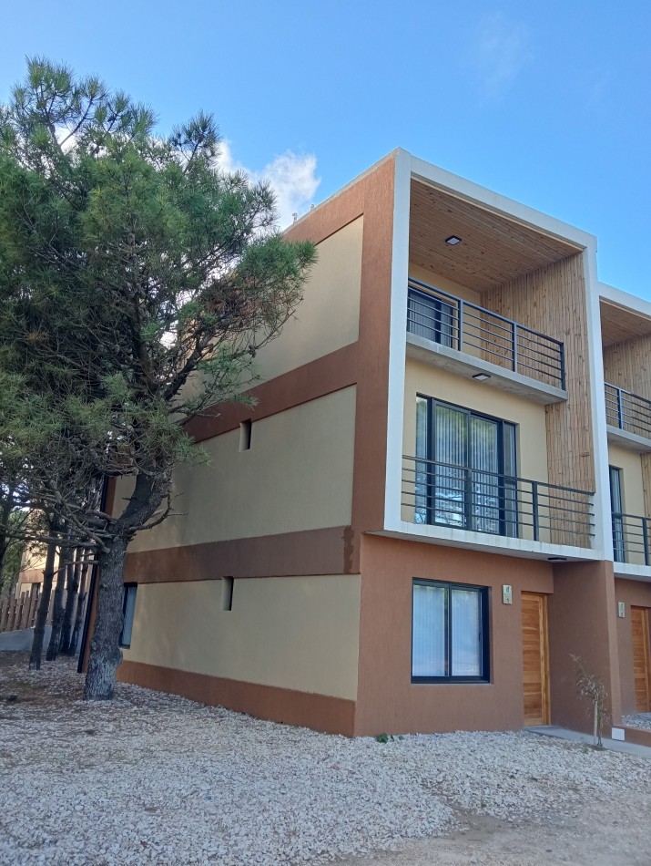 Triplex Barrio Nayades 