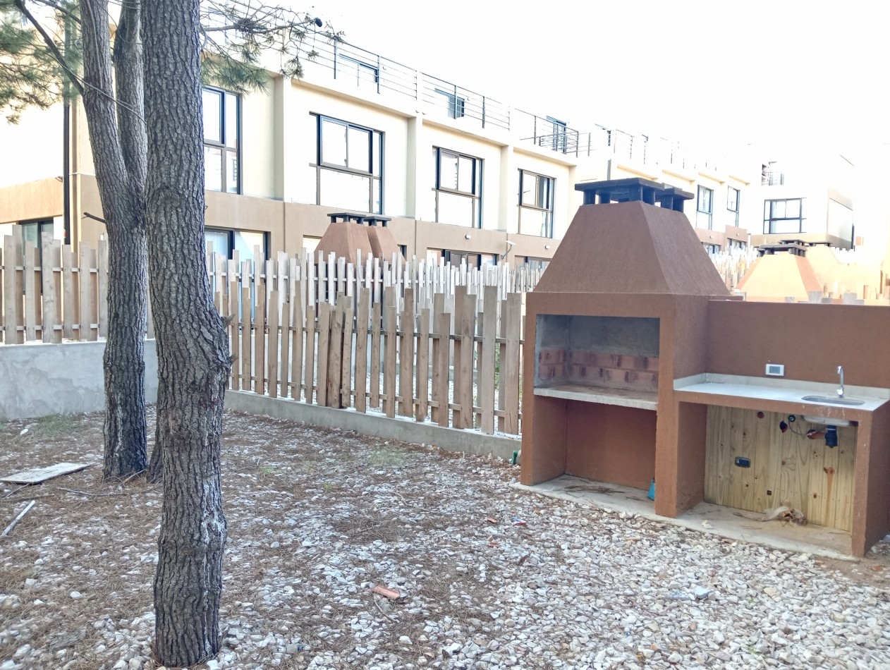 Triplex Barrio Nayades 