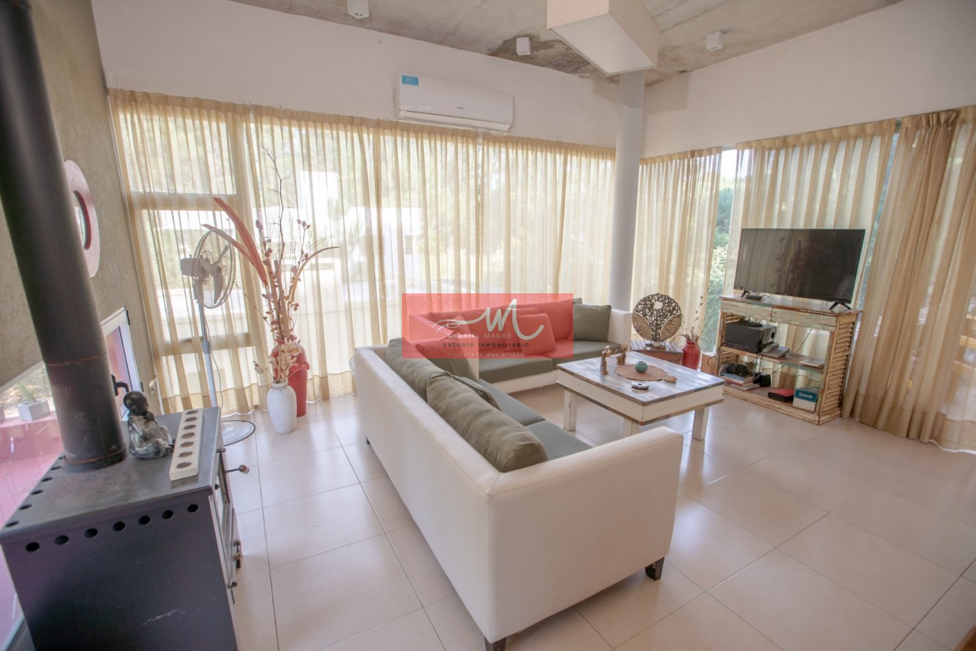 Casa en  venta- Mar de las Pampas