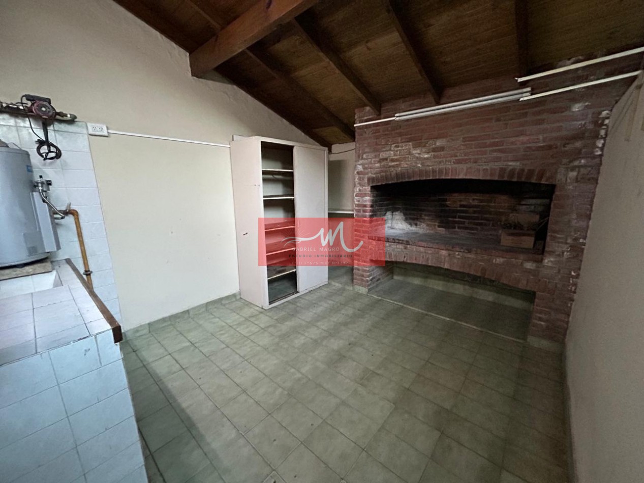 CASA EN ALQUILER ANUAL