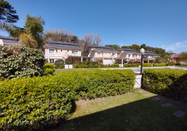 Triplex a la venta en  Pinamar