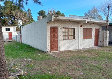 Casa, departamentos y lote a la venta 